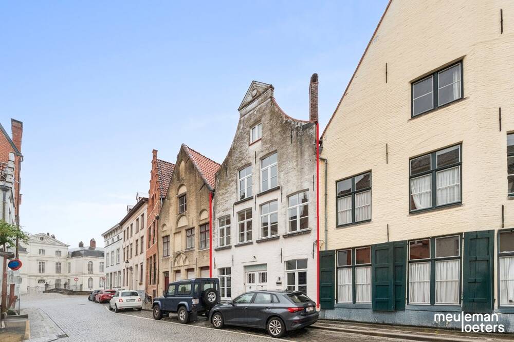 Huis te koop in Brugge 8000 295000.00€ 3 slaapkamers 107.00m² - Zoekertje 586202