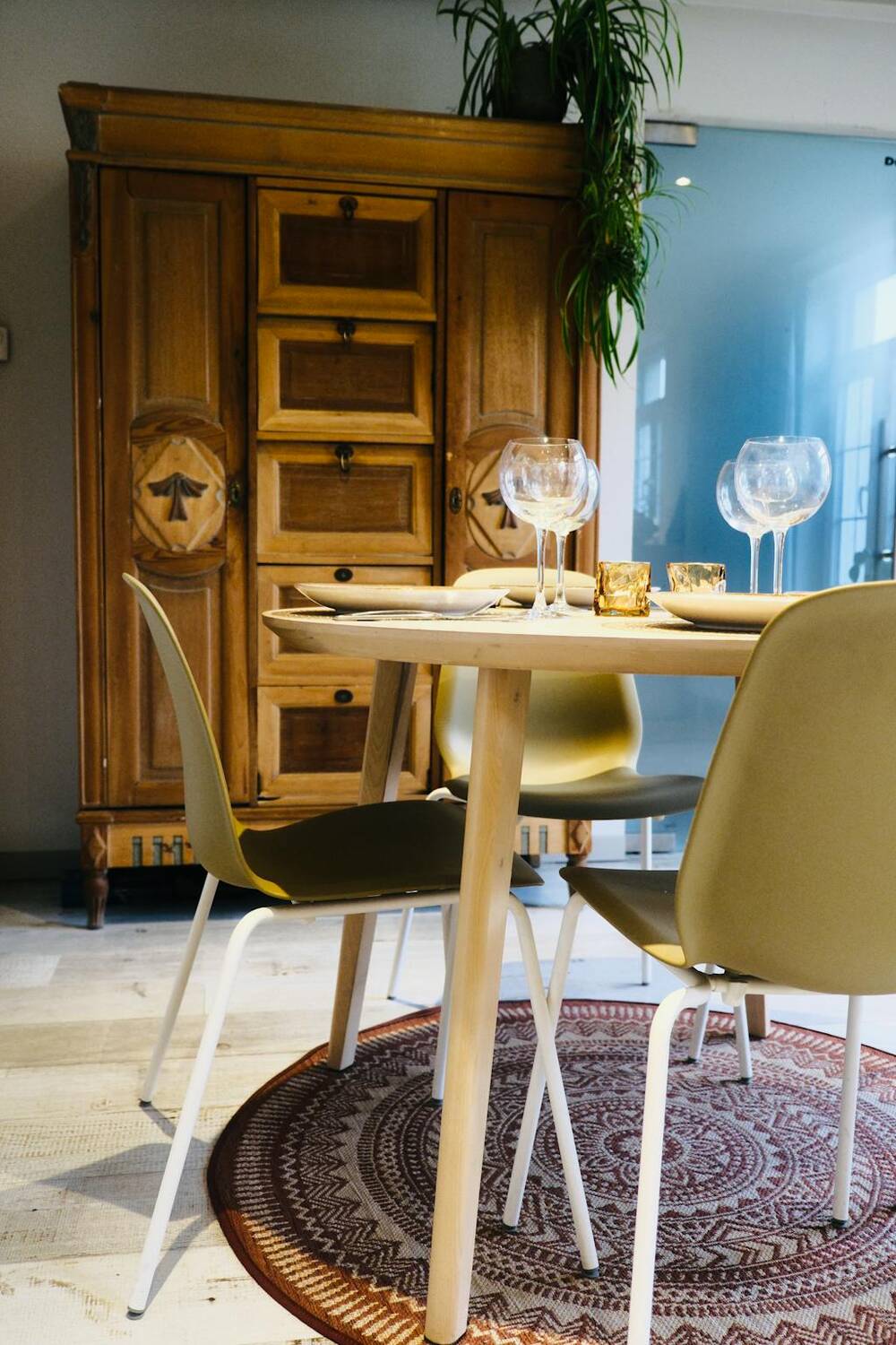 Appartement te  huur in Oostende 8400 2800.00€ 1 slaapkamers 90.00m² - Zoekertje 587730