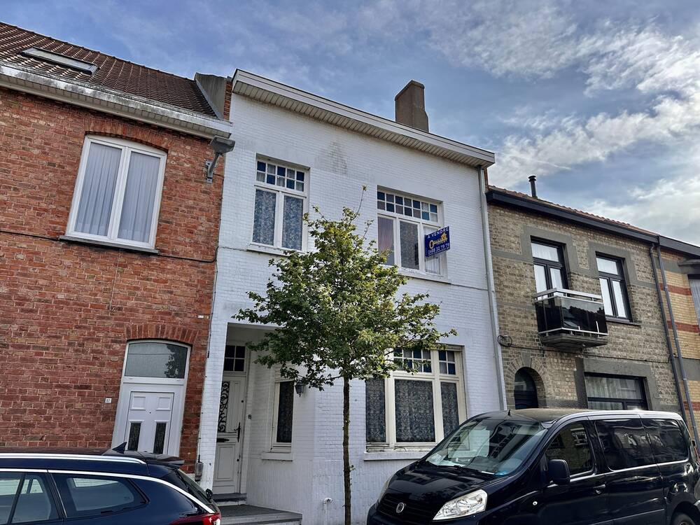 Huis te  koop in De Panne 8660 155000.00€ 6 slaapkamers 178.00m² - Zoekertje 588208