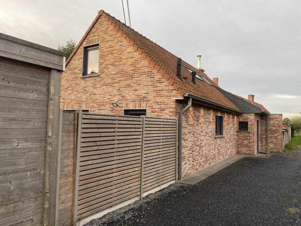 Huis te  koop in Avelgem 8580 280000.00€ 2 slaapkamers m² - Zoekertje 588240