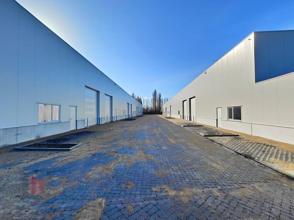 Handelszaak te  koop in Blankenberge 8370 466240.00€  slaapkamers 304.00m² - Zoekertje 587790