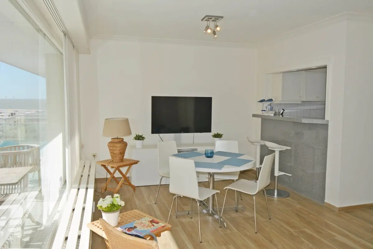 Studio te  in Knokke 8300 735.00€  slaapkamers 40.00m² - Zoekertje 588773