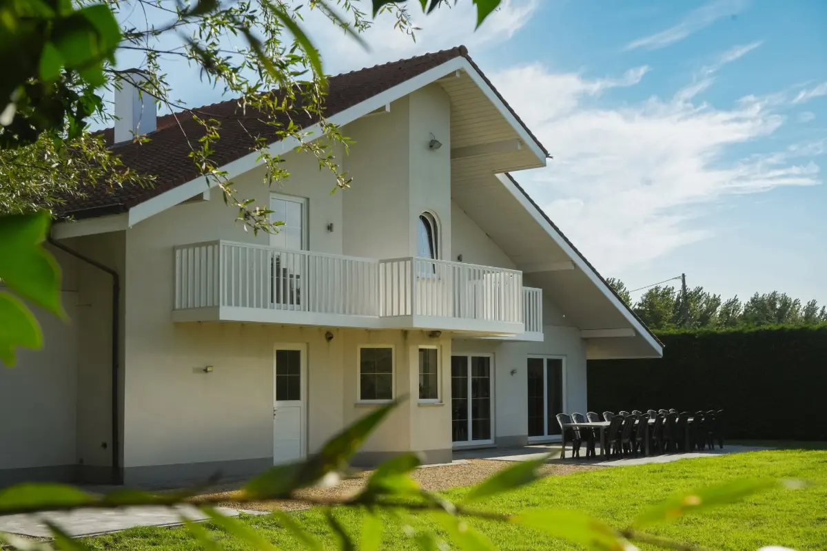 Huis te  koop in Lauwe 8930 0.00€ 7 slaapkamers 350.00m² - Zoekertje 589080