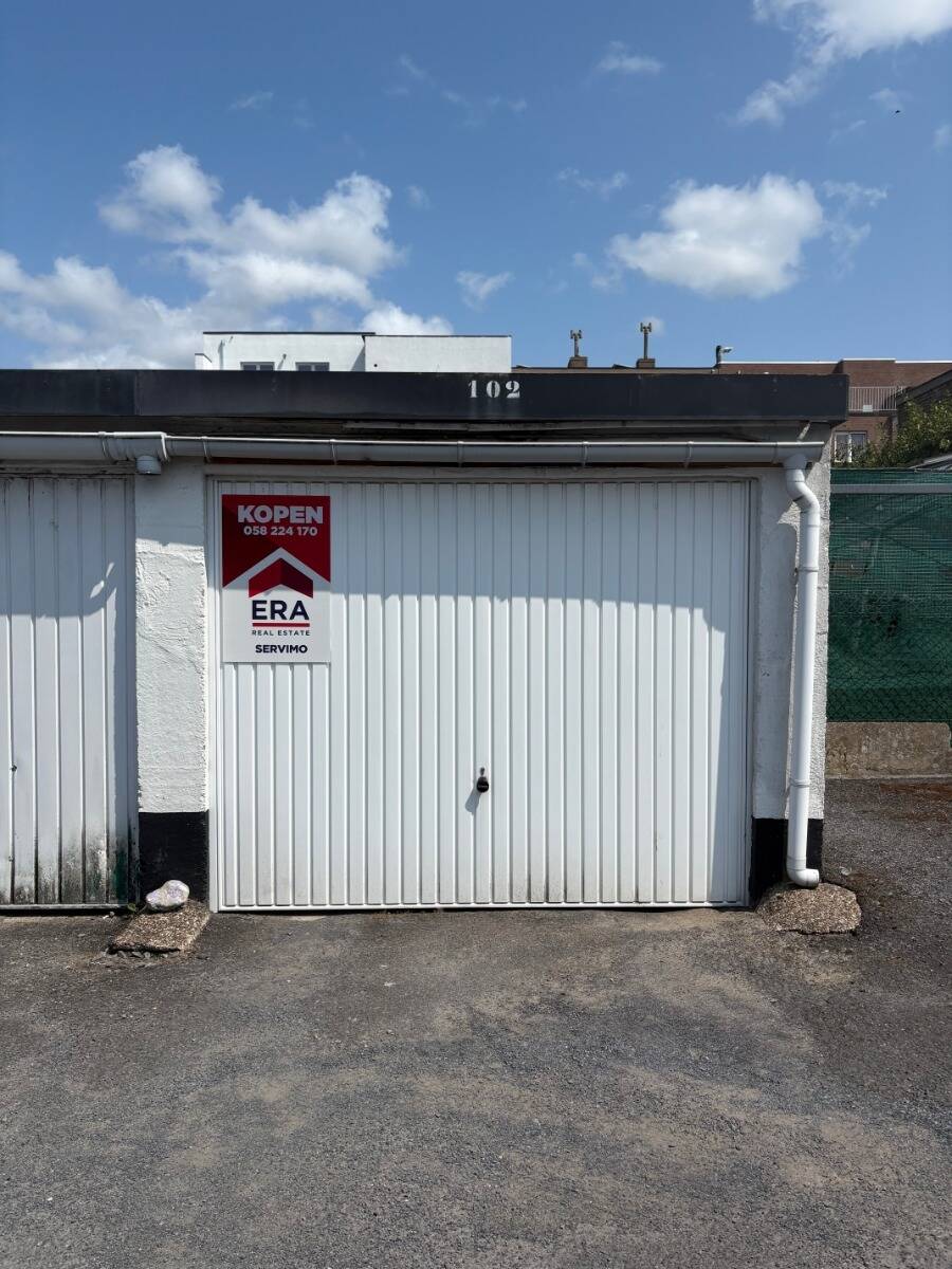 Parking & garage te  koop in De Panne 8660 32000.00€  slaapkamers m² - Zoekertje 589645