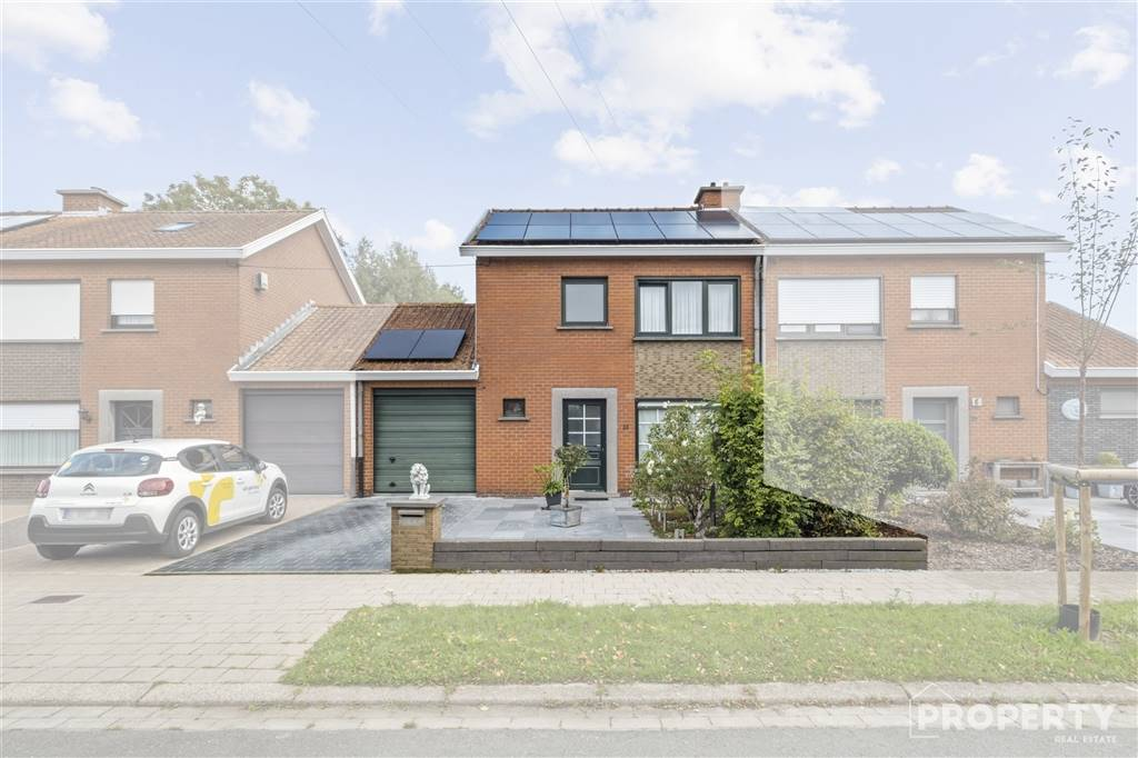 Huis te  koop in Izegem 8870 265000.00€ 3 slaapkamers 140.00m² - Zoekertje 590118