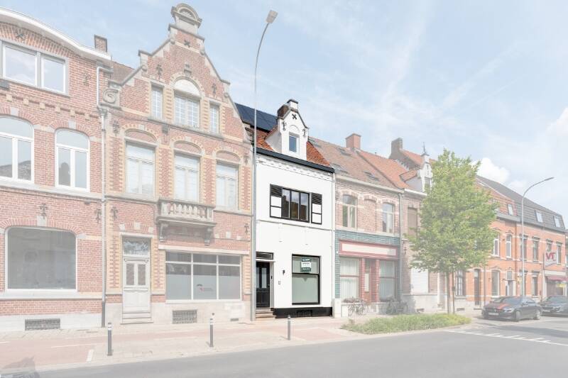 Huis te  koop in Izegem 8870 439000.00€ 4 slaapkamers 221.00m² - Zoekertje 590180