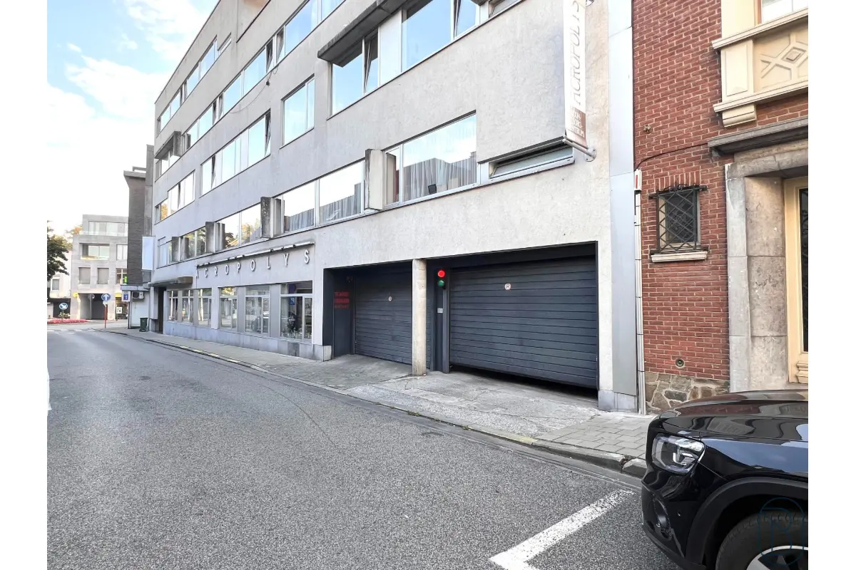 Parking & garage te  koop in Waregem 8790 95000.00€  slaapkamers m² - Zoekertje 590999