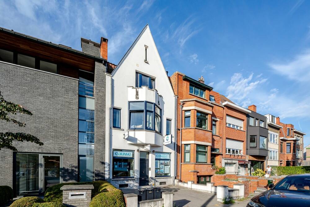 Handelszaak te  koop in Brugge 8000 315000.00€  slaapkamers 81.00m² - Zoekertje 590316
