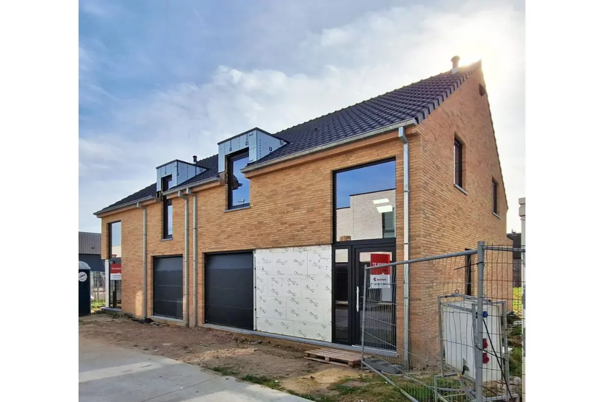 Huis te  koop in Dentergem 8720 340800.00€ 3 slaapkamers 186.00m² - Zoekertje 592052