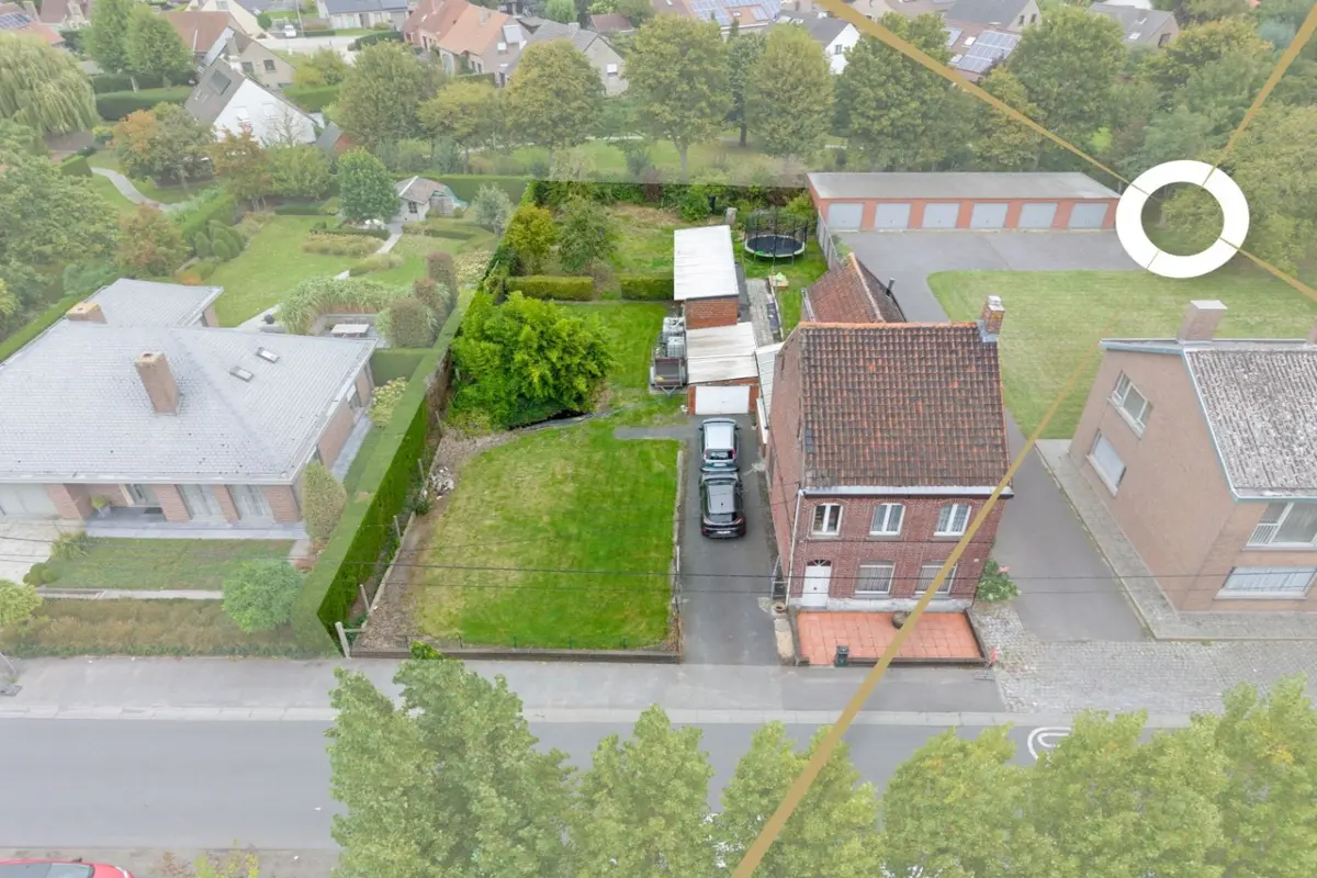 Huis te  koop in Lichtervelde 8810 249000.00€ 4 slaapkamers m² - Zoekertje 591721