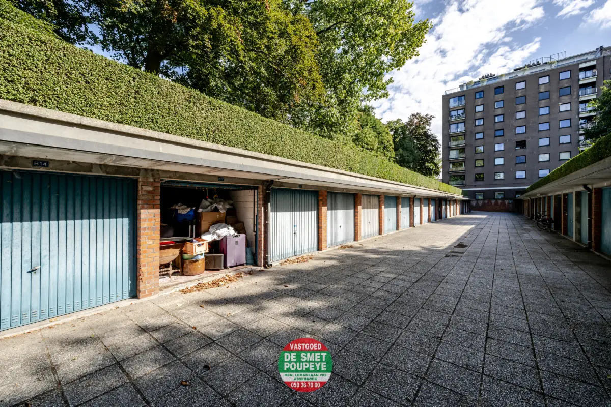 Parking & garage te  koop in Assebroek 8310 35000.00€  slaapkamers m² - Zoekertje 591549