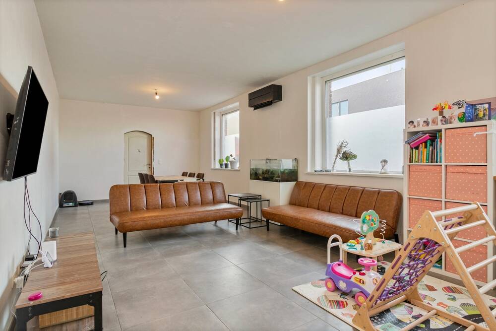 Appartementsgebouw te  koop in Izegem 8870 195000.00€ 2 slaapkamers 177.00m² - Zoekertje 592226