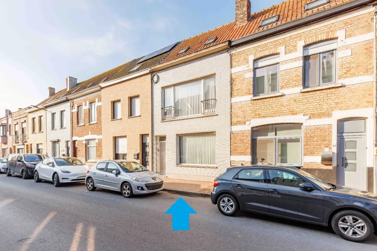 Huis te koop in Blankenberge 8370 149000.00€ 4 slaapkamers m² - Zoekertje 592155