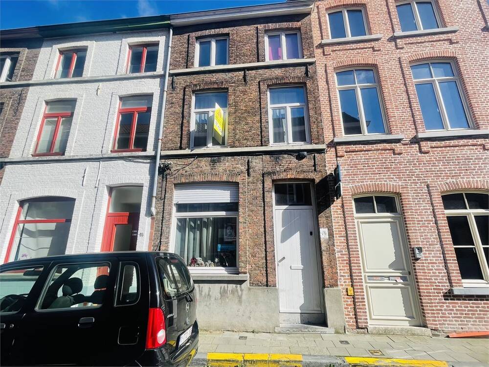 Huis te koop in Brugge 8000 299000.00€ 3 slaapkamers 180.00m² - Zoekertje 592326
