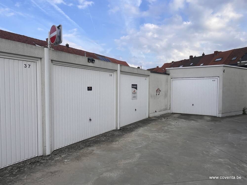 Parking & garage te  huur in Kortrijk 8500 85.00€  slaapkamers m² - Zoekertje 592265