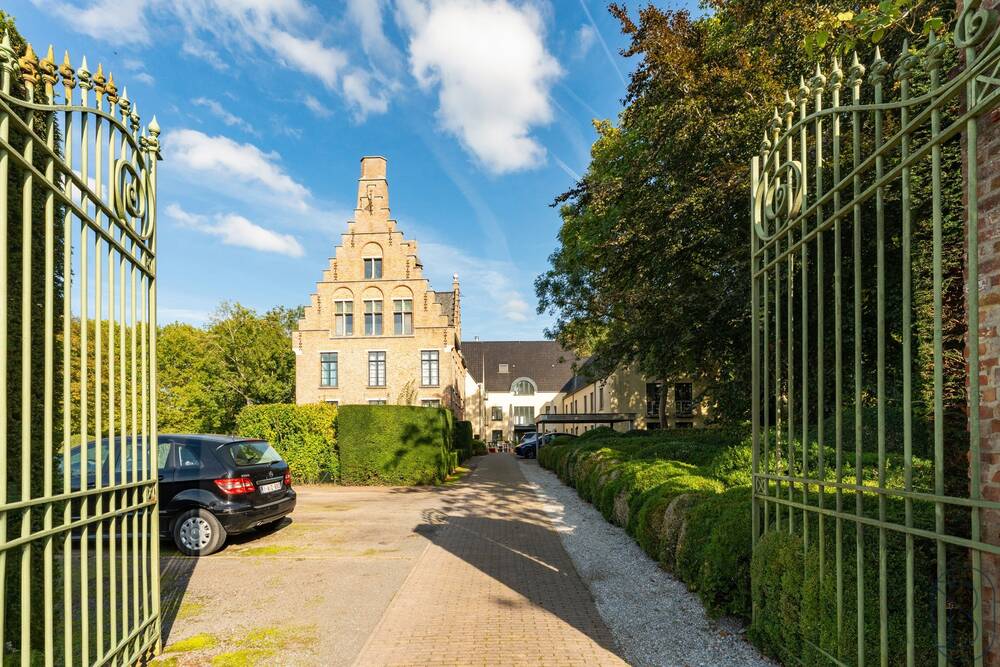 Appartement te  koop in Brugge 8000 255000.00€ 2 slaapkamers 70.00m² - Zoekertje 593025
