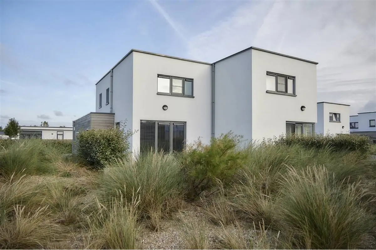 Huis te  koop in Bredene 8450 250000.00€ 2 slaapkamers 75.00m² - Zoekertje 592374
