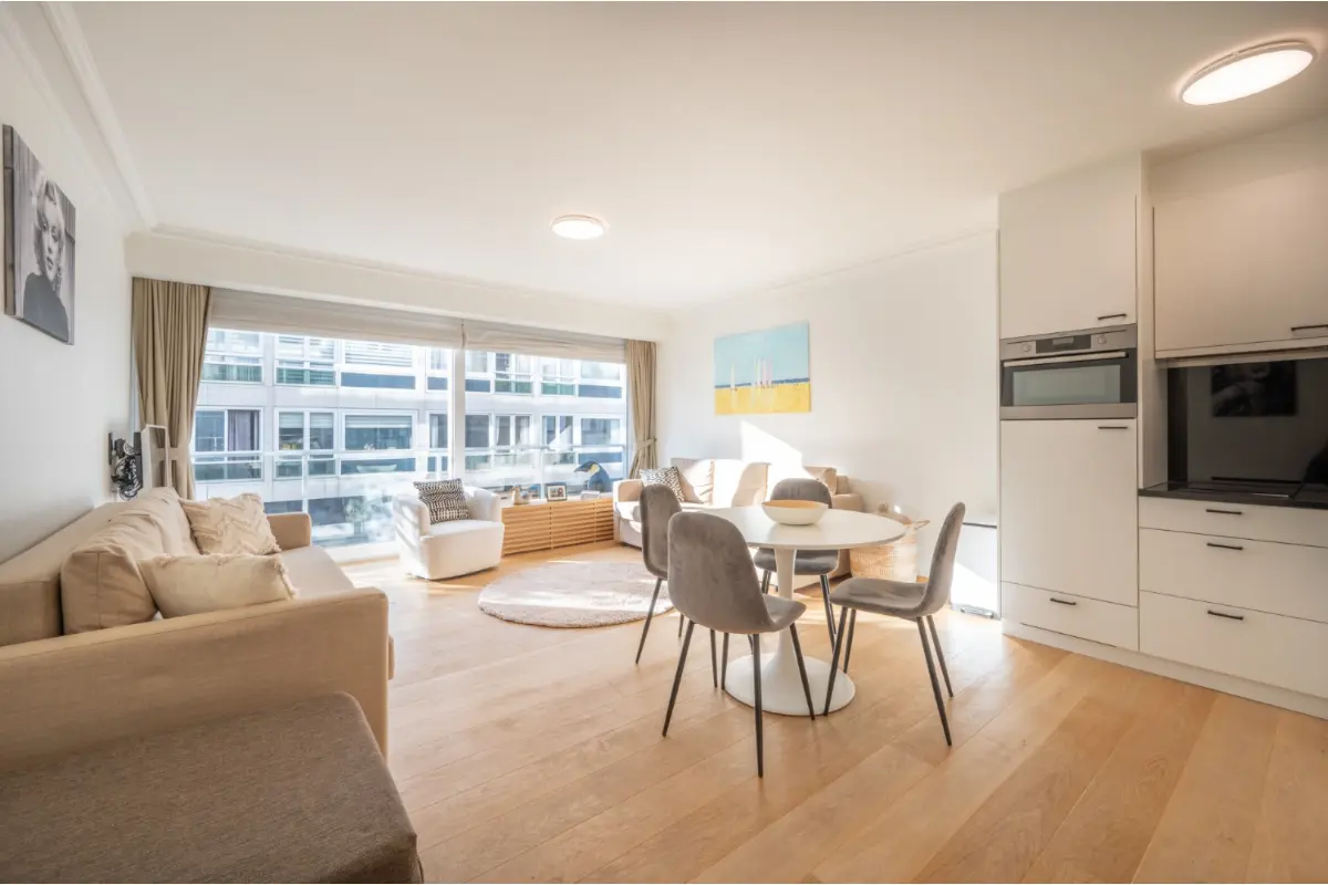 Appartement te  koop in Knokke 8300 375000.00€  slaapkamers m² - Zoekertje 593249