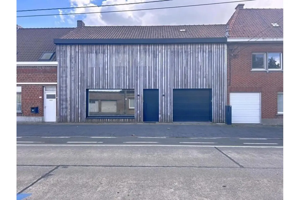 Huis te  koop in Otegem 8553 427000.00€ 6 slaapkamers 324.00m² - Zoekertje 595017