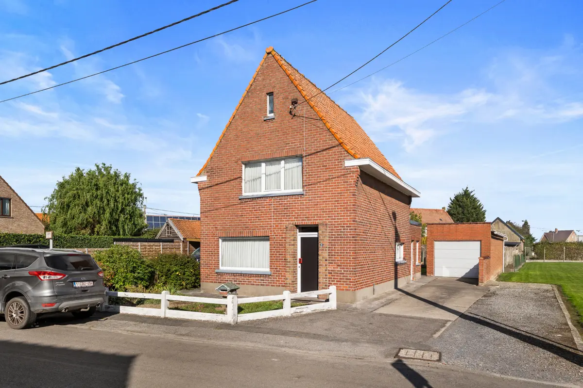 Huis te  koop in Torhout 8820 258800.00€ 3 slaapkamers 122.00m² - Zoekertje 595372