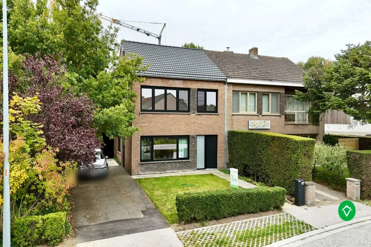 Huis te  huur in Sint-Andries 8200 1395.00€ 3 slaapkamers 212.00m² - Zoekertje 595303