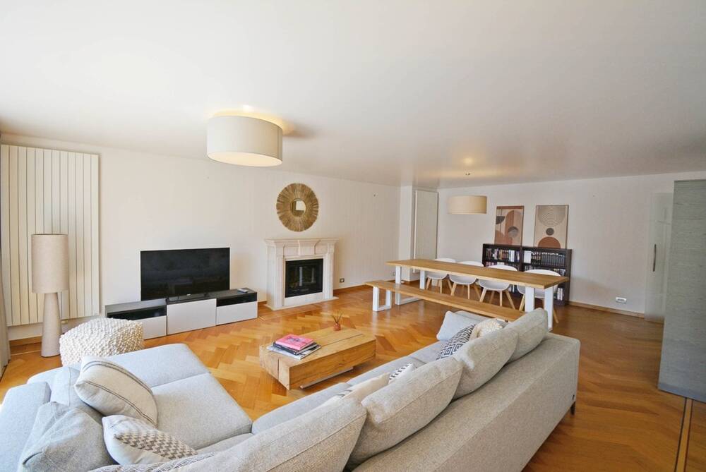 Appartement te  huur in Knokke-Heist 8300 1450.00€ 3 slaapkamers 128.00m² - Zoekertje 595398