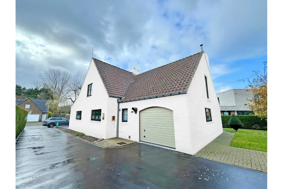 Huis te  koop in Koksijde 8670 595000.00€ 3 slaapkamers m² - Zoekertje 595979