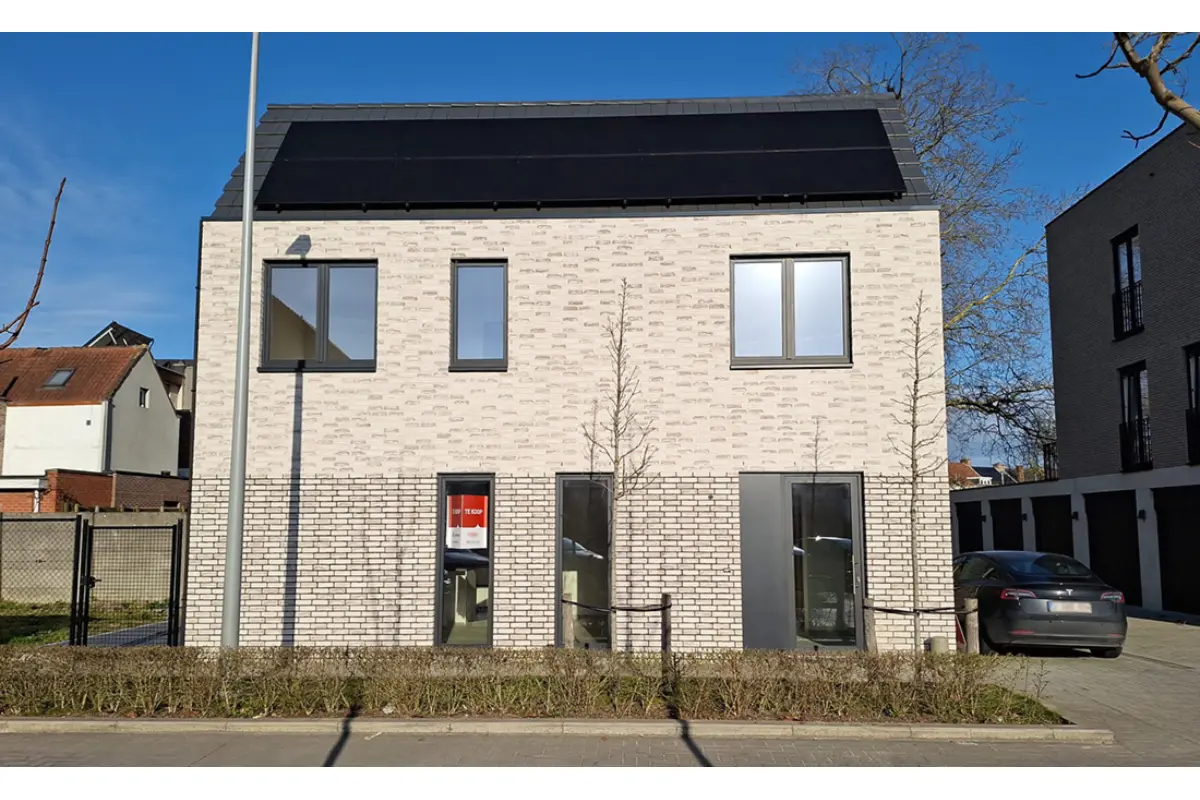 Huis te  koop in Marke 8510 289800.00€ 3 slaapkamers 146.00m² - Zoekertje 620272