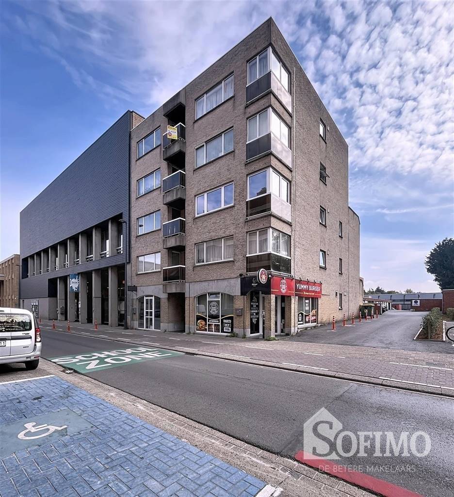 Appartement te  koop in Roeselare 8800 95000.00€ 1 slaapkamers 62.00m² - Zoekertje 596015
