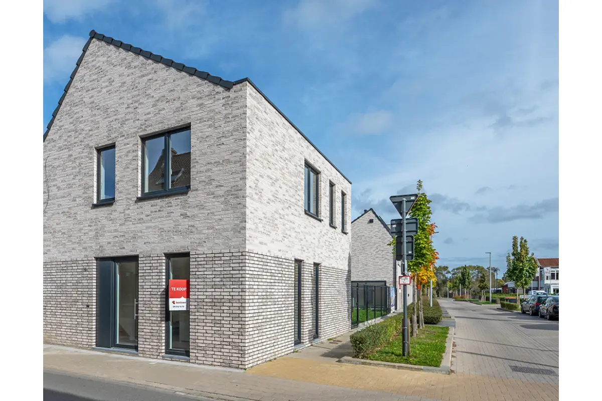 Huis te  koop in Marke 8510 303800.00€ 3 slaapkamers 146.00m² - Zoekertje 620273