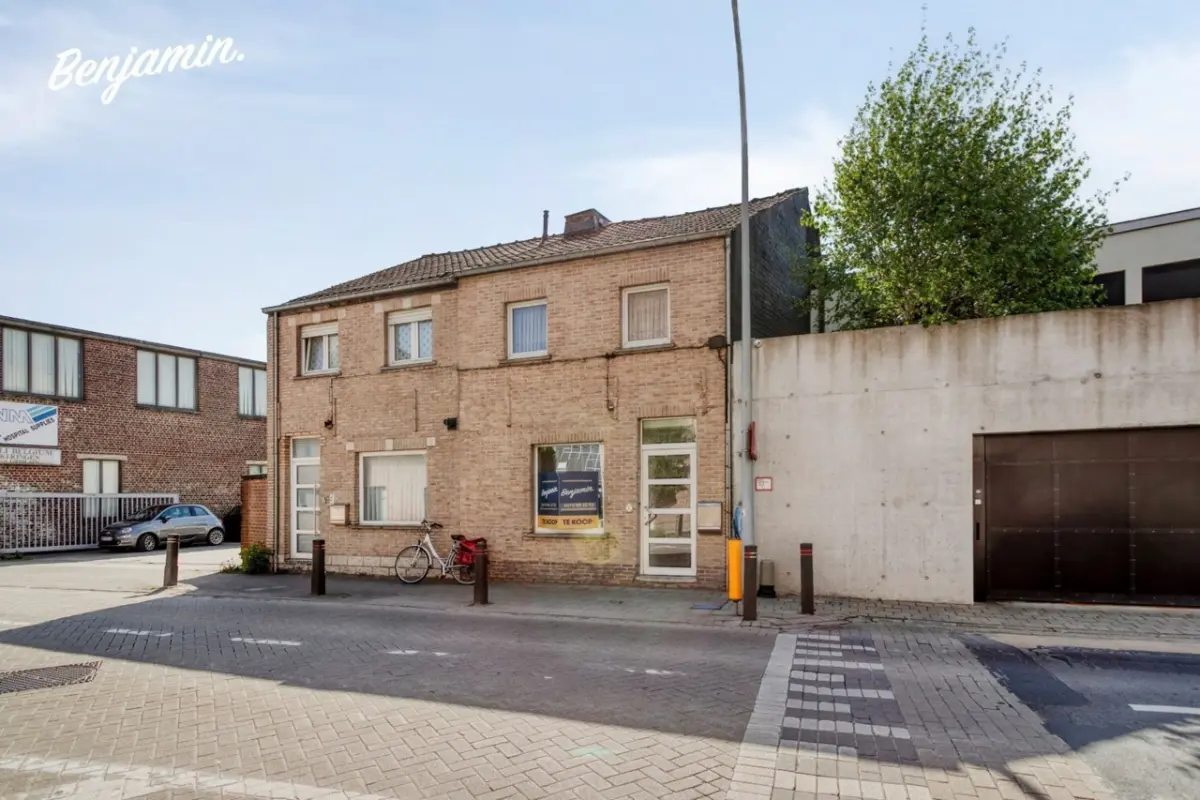 Huis te  koop in Kuurne 8520 129000.00€ 2 slaapkamers 91.00m² - Zoekertje 596402