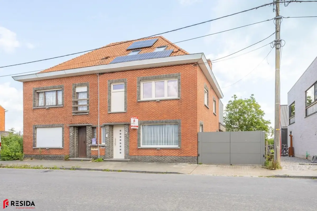 Huis te  koop in Bavikhove 8531 359000.00€ 5 slaapkamers 200.00m² - Zoekertje 598207
