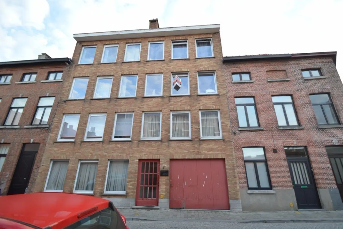 Parking & garage te  huur in Brugge 8000 100.00€  slaapkamers m² - Zoekertje 597604