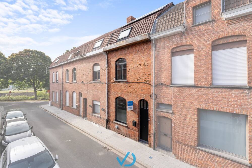 Huis te  koop in Ieper 8900 295000.00€ 3 slaapkamers 109.00m² - Zoekertje 597057