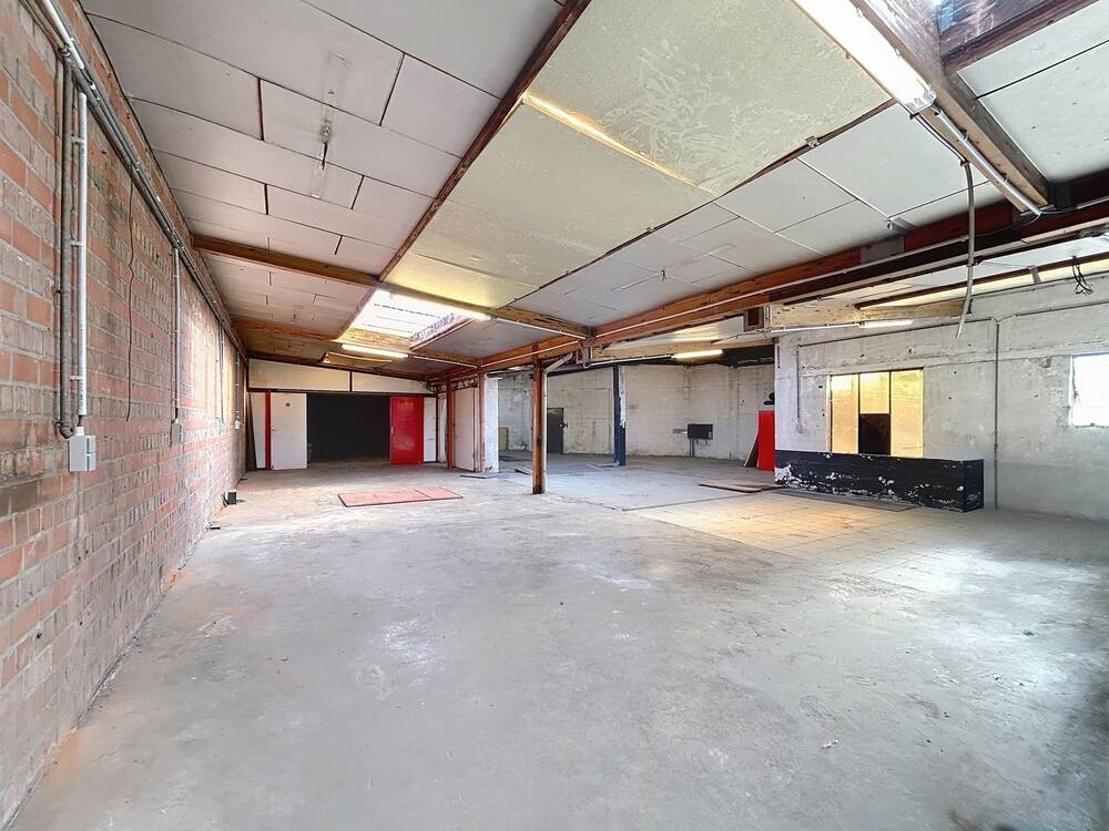 Handelszaak te  huur in Heule 8501 600.00€  slaapkamers 380.00m² - Zoekertje 599104