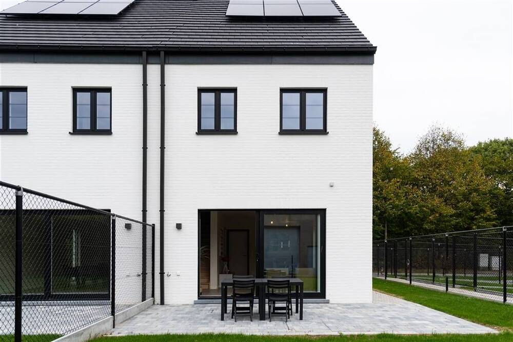 Huis te koop in Staden 8840 336872.79€ 4 slaapkamers 148.00m² - Zoekertje 598483