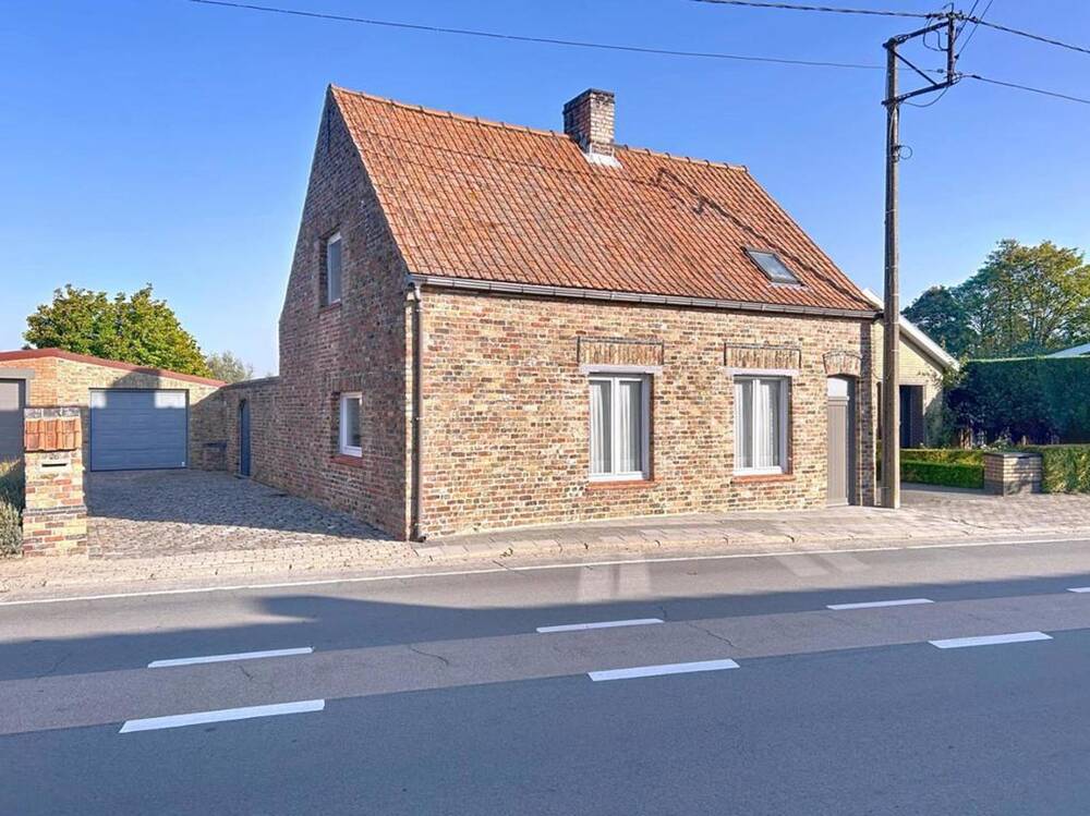 Huis te  koop in Torhout 8820 279000.00€ 3 slaapkamers 140.00m² - Zoekertje 599019