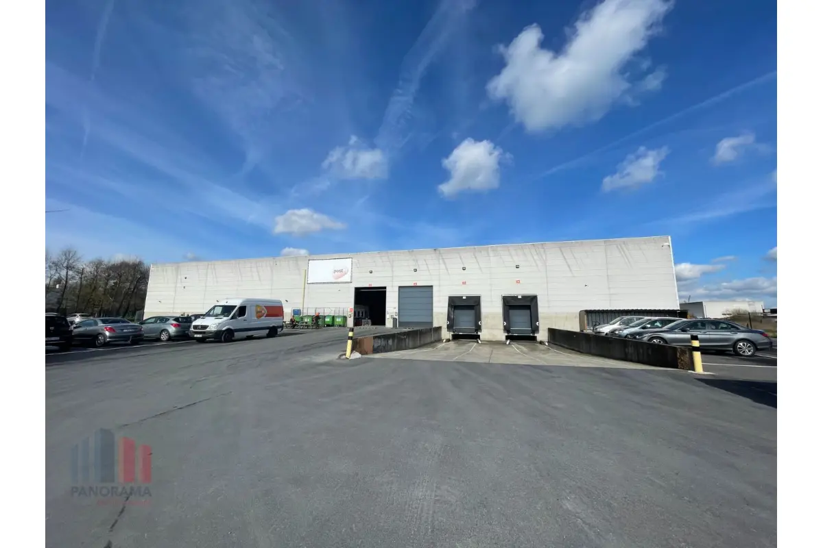 Handelszaak te  huur in Ardooie 8850 22000.00€  slaapkamers 6000.00m² - Zoekertje 598456