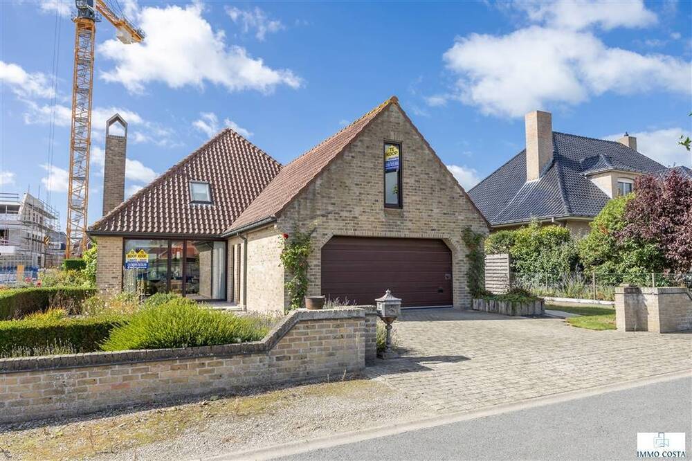 Villa te  koop in Middelkerke 8430 625000.00€ 4 slaapkamers 233.00m² - Zoekertje 599851