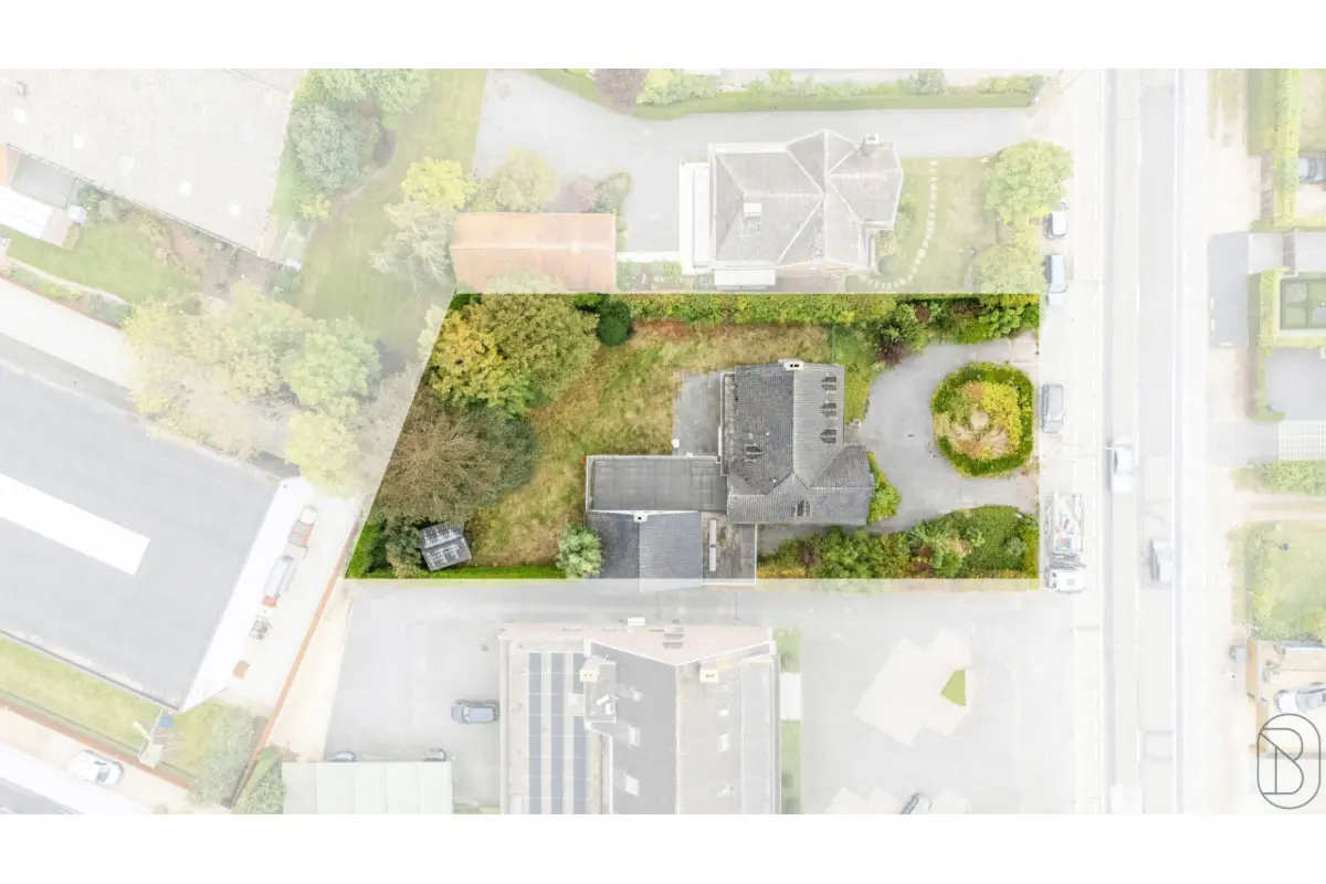 Huis te  koop in Desselgem 8792 595000.00€ 5 slaapkamers 200.00m² - Zoekertje 599668