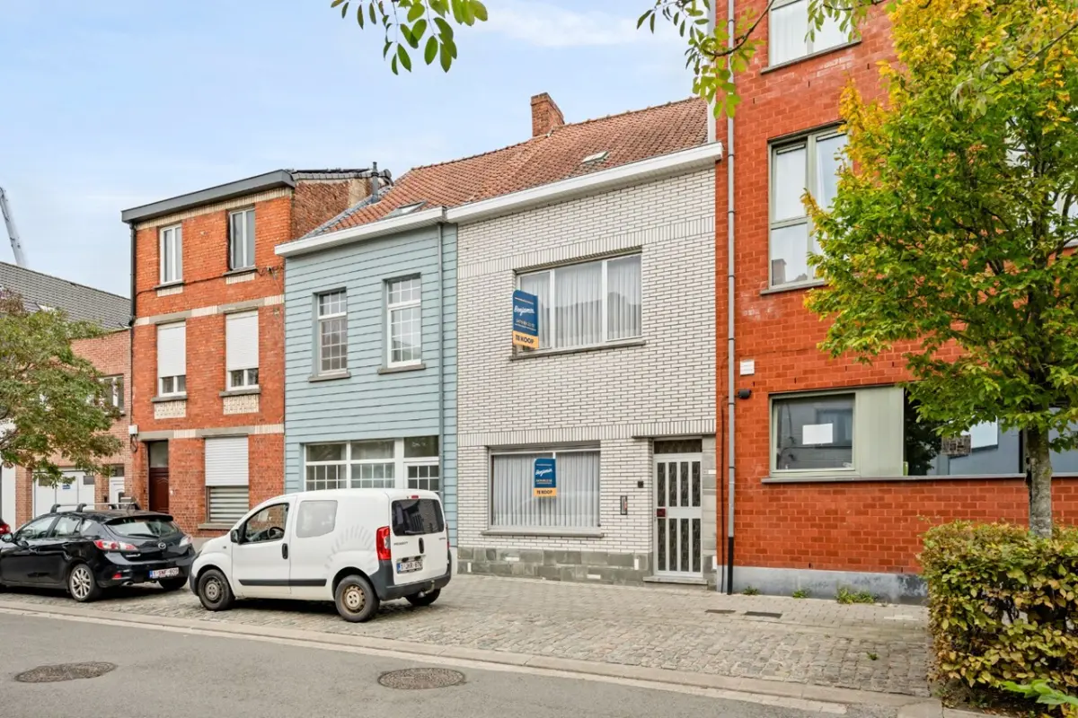 Huis te  koop in Kortrijk 8500 249000.00€ 3 slaapkamers 124.00m² - Zoekertje 600833
