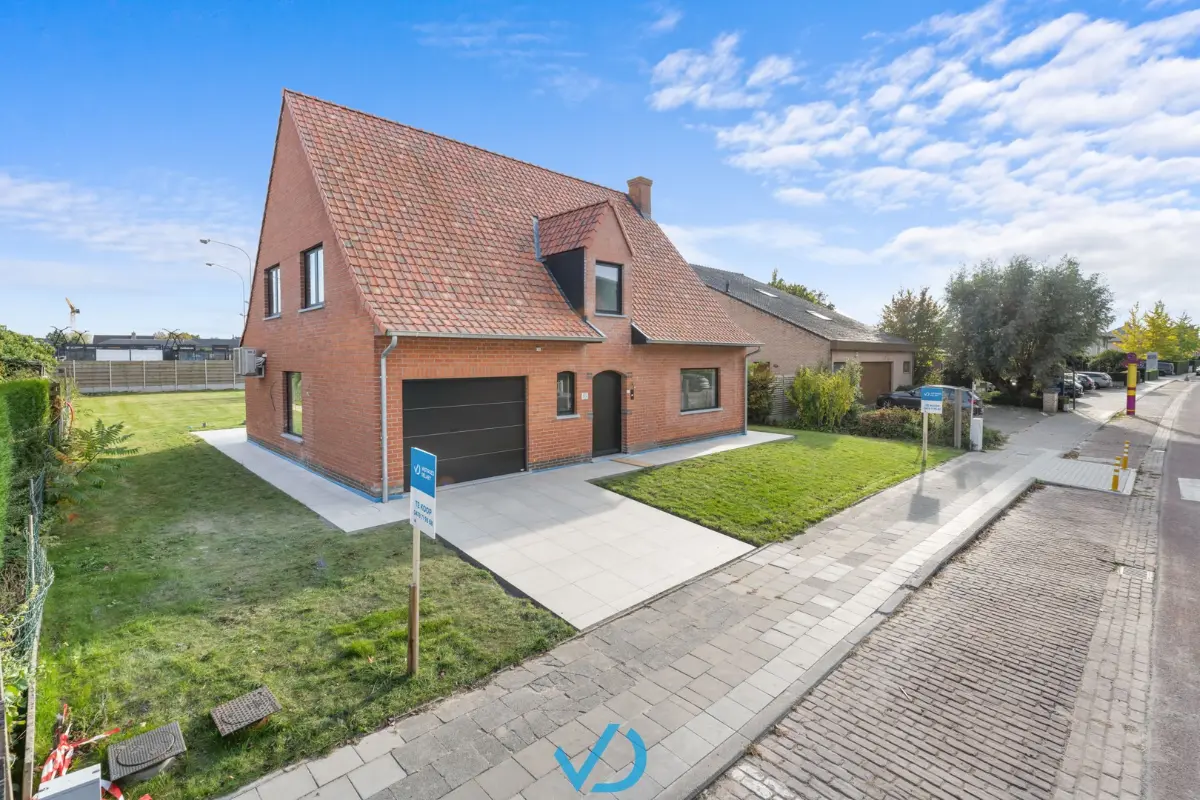 Huis te  koop in Ieper 8900 699000.00€ 4 slaapkamers 231.00m² - Zoekertje 600265