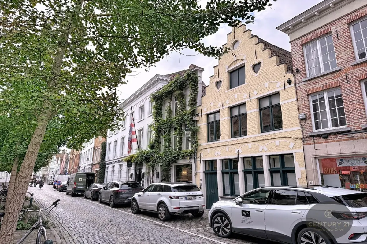 Huis te  in Brugge 8000 725000.00€ 4 slaapkamers m² - Zoekertje 600246