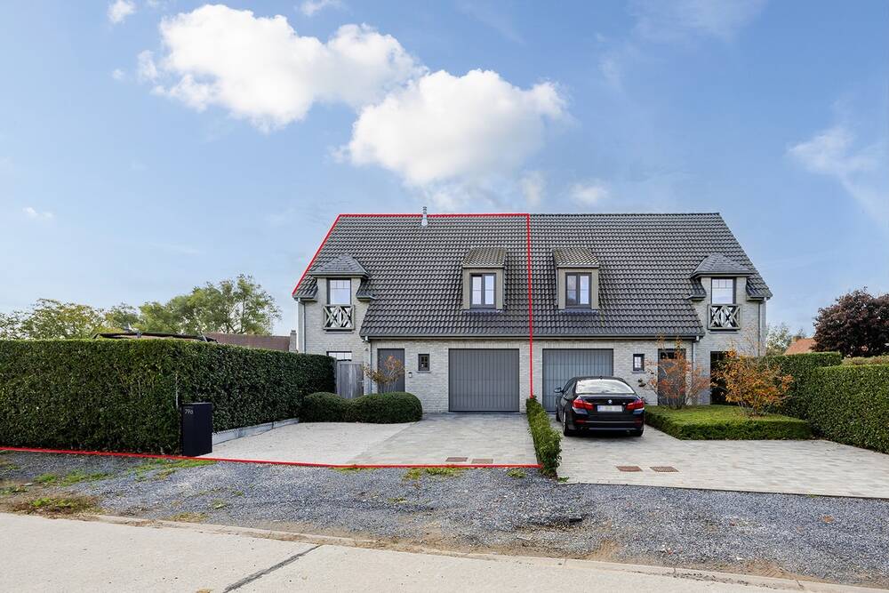 Huis te  koop in Beernem 8730 549000.00€ 3 slaapkamers 241.00m² - Zoekertje 600266