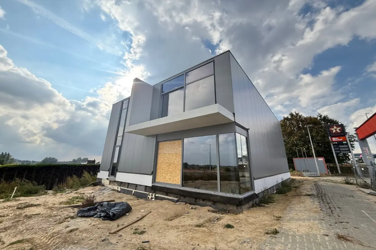 Handelszaak te  huur in Tielt 8700 0.00€  slaapkamers m² - Zoekertje 600602