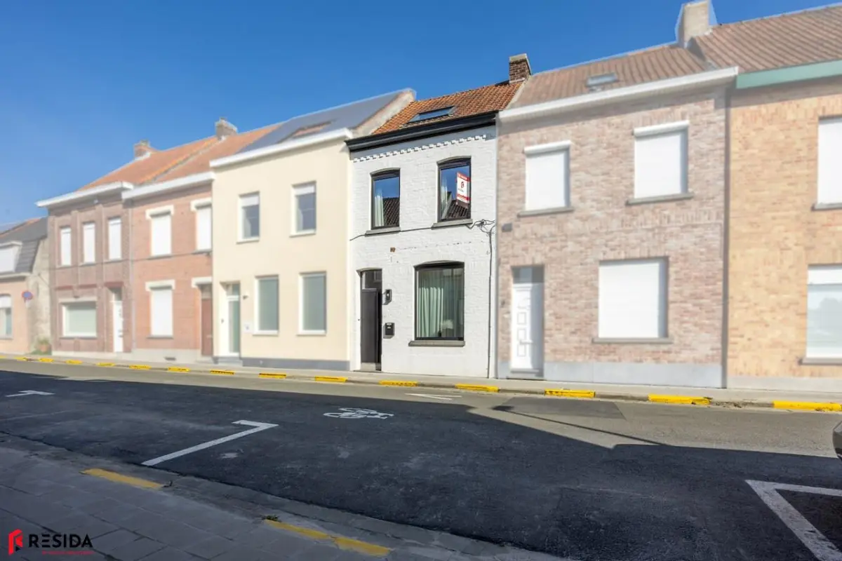 Huis te koop in Zwevegem 8550 319000.00€ 3 slaapkamers 145.00m² - Zoekertje 600747