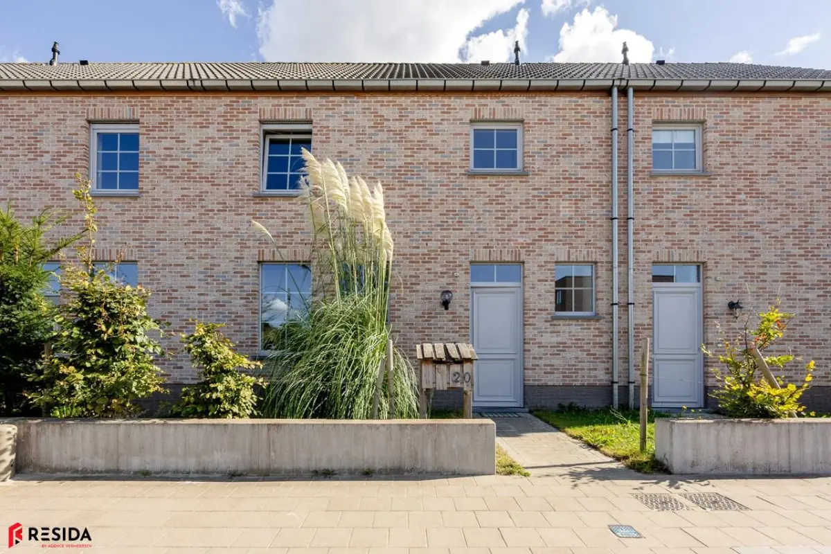 Huis te  koop in Heule 8501 385000.00€ 3 slaapkamers 145.00m² - Zoekertje 601260