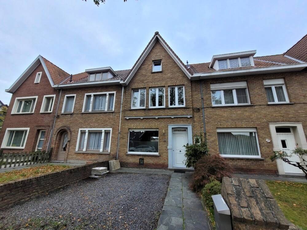 Huis te koop in Brugge 8000 319000.00€ 4 slaapkamers m² - Zoekertje 602182