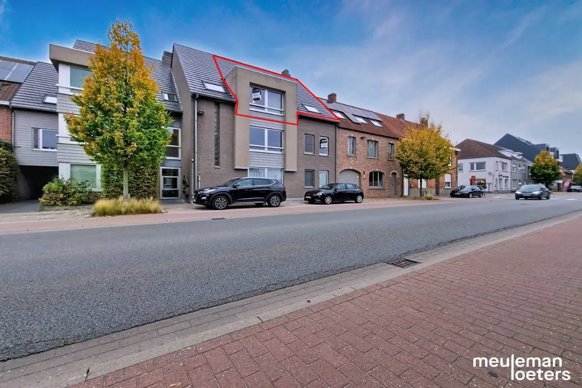 Appartement te  huur in Oostkamp 8020 795.00€ 2 slaapkamers 82.00m² - Zoekertje 602440