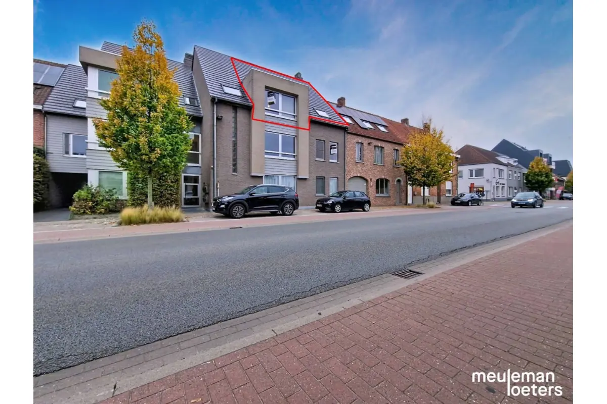 Appartement te  huur in Oostkamp 8020 795.00€ 2 slaapkamers 82.00m² - Zoekertje 602440